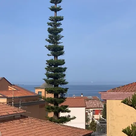 アパート Enza Vacanze サンタ・マリア・ディ・カステッラバーテ