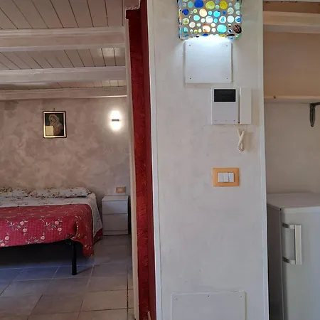 Enza Vacanze Apartment *