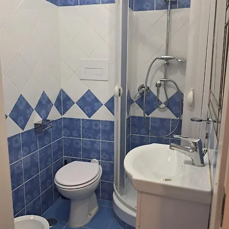 Enza Vacanze アパート