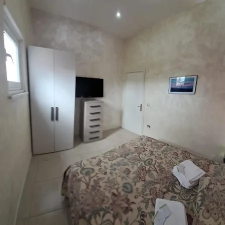 Enza Vacanze Apartamento