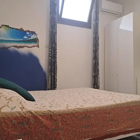 Enza Vacanze Apartment