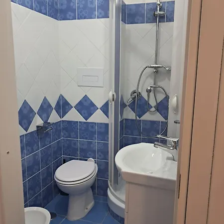 Enza Vacanze Apartamento *